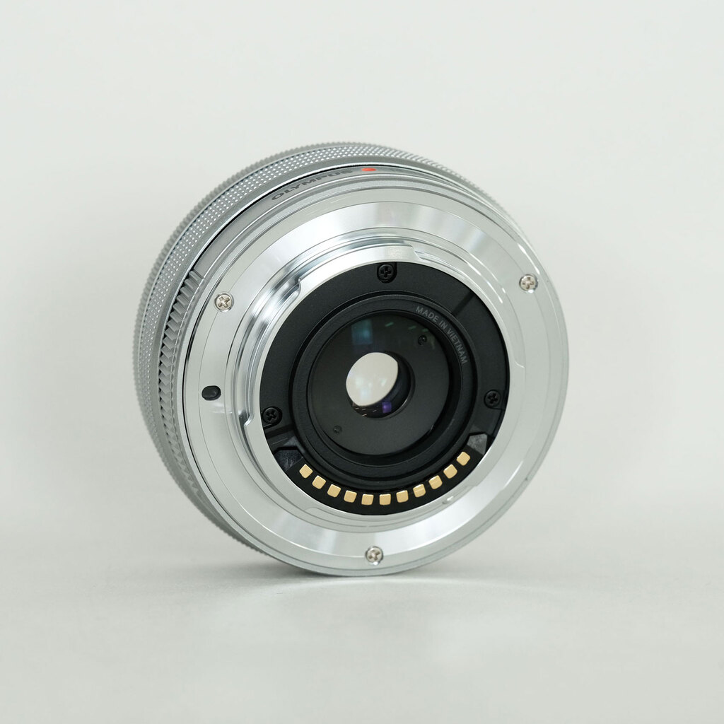 OLYMPUS M.ZUIKO DIGITAL ED 14-42mm F3.5-5.6 EZ シルバー