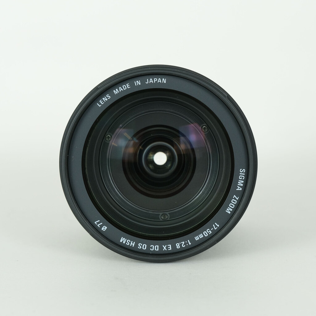SIGMA 17-50mm F2.8 EX DC OS HSM (キヤノンEF用) SIGMA 17-50mm F2.8 EX DC OS HSM (キヤノンEF用)