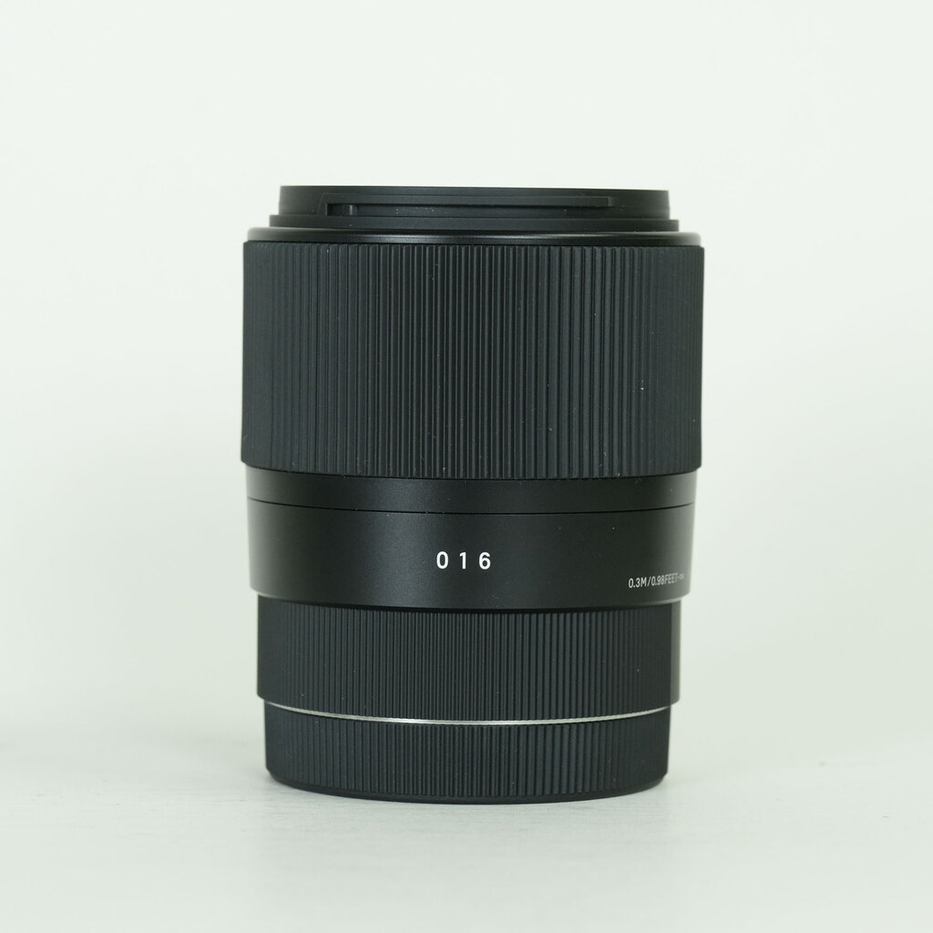 SIGMA 30mm F1.4 DC DN｜Contemporary [キヤノンM用]