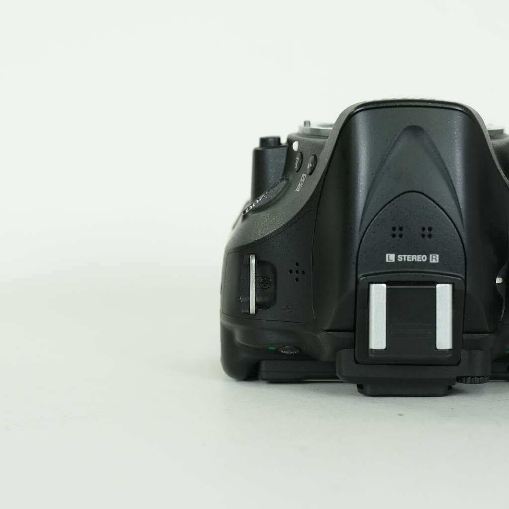 Nikon D5200 ボディ ブラック
