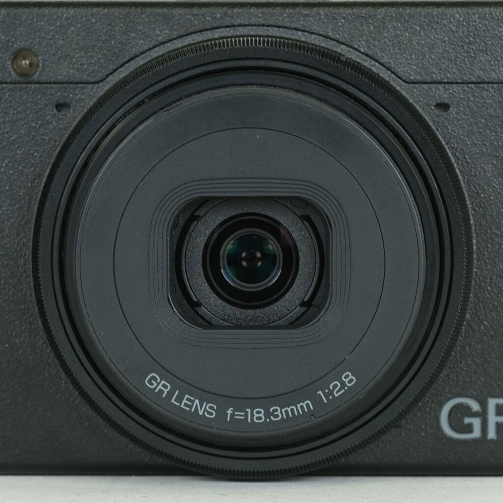 RICOH GR III