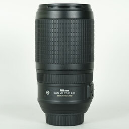 Nikon AF-S VR Zoom-Nikkor 70-300mm F4.5-5.6G IF-ED