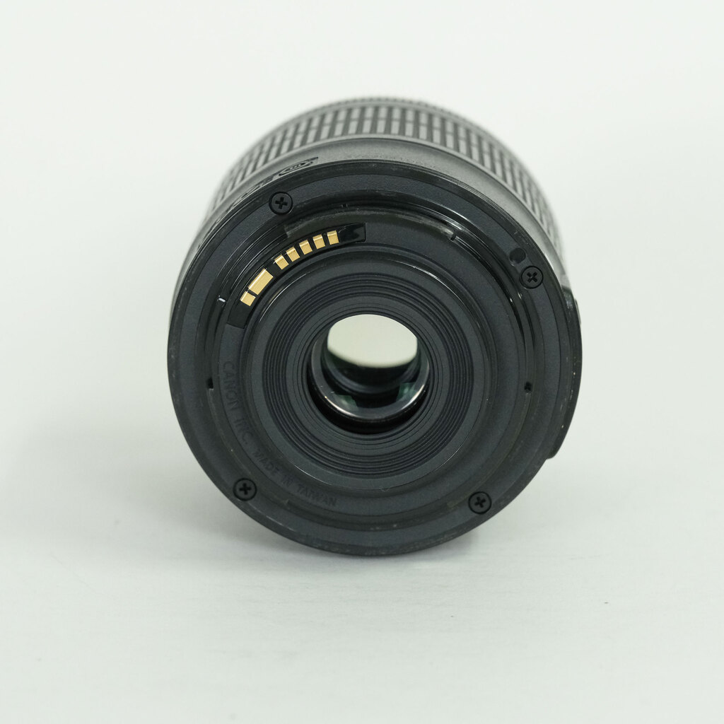 Canon EF-S18-55mm F3.5-5.6 IS STM
