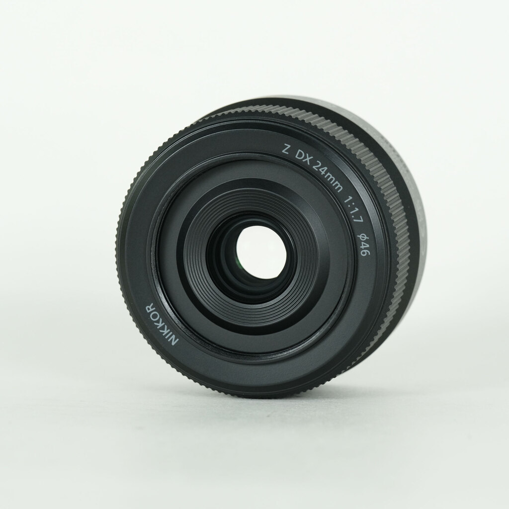 Nikon NIKKOR Z DX 24mm f/1.7 Nikon NIKKOR Z DX 24mm f/1.7