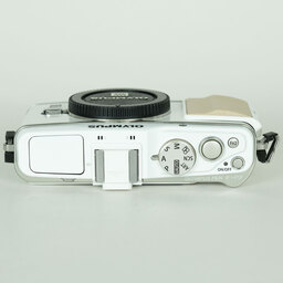 OLYMPUS PEN E-P3 ボディ ホワイト