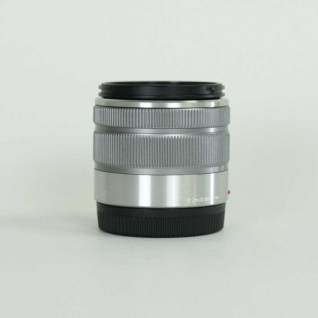 Panasonic LUMIX G VARIO 14-42mm F3.5-5.6II ASPH. MEGA O.I.S. シルバー H-FS1442A-S Panasonic LUMIX G VARIO 14-42mm F3.5-5.6II ASPH. MEGA O.I.S. シルバー H-FS1442A-S