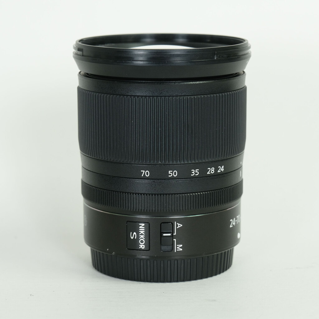 Nikon NIKKOR Z 24-70mm f/4 S Nikon NIKKOR Z 24-70mm f/4 S