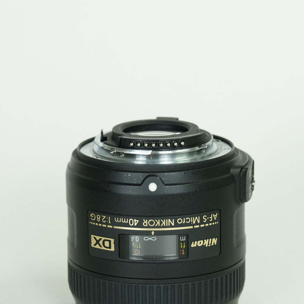 Nikon AF-S DX Micro NIKKOR 40mm f/2.8G