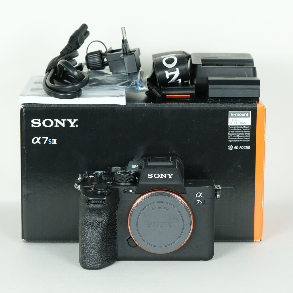 SONY α7S III（ILCE-7SM3）の出品 | ONE SCENE（ワンシーン）