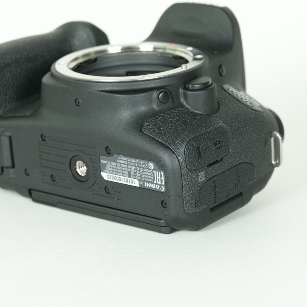 Canon EOS 9000Dの出品 | ONE SCENE（ワンシーン）