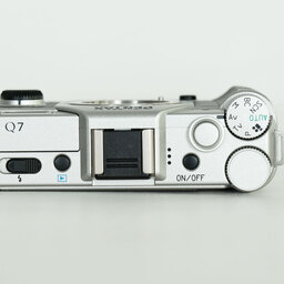 PENTAX Q7 ダブルズームキット シルバー