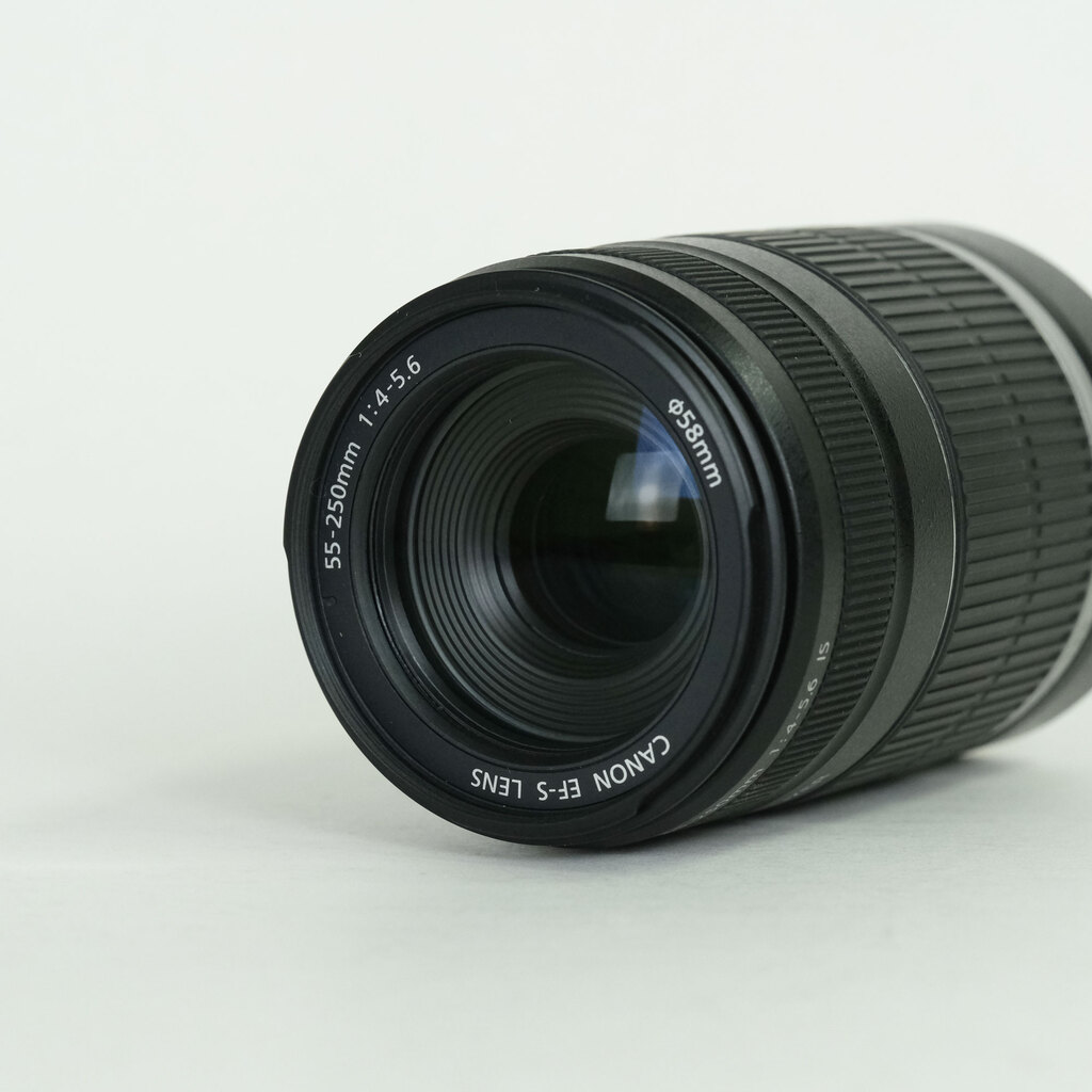 Canon EF-S55-250mm F4-5.6 IS Canon EF-S55-250mm F4-5.6 IS