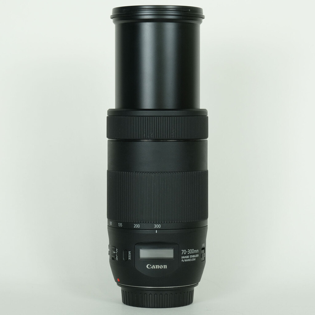 Canon EF70-300mm F4-5.6 IS II USM Canon EF70-300mm F4-5.6 IS II USM