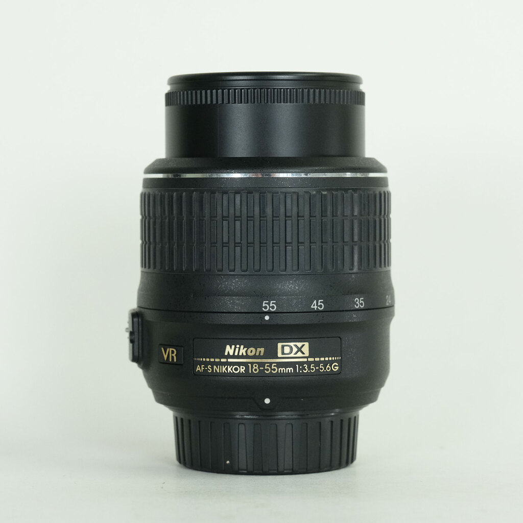 Nikon AF-S DX NIKKOR 18-55mm F3.5-5.6 G VR