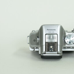 Panasonic LUMIX DMC-G5-S ボディ ソリッドシルバー
