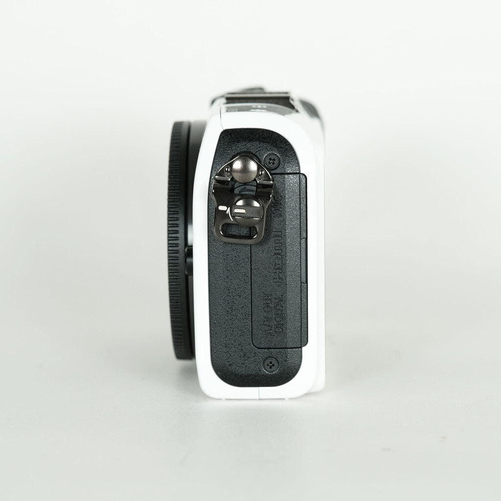 Canon EOS M ボディ ホワイト