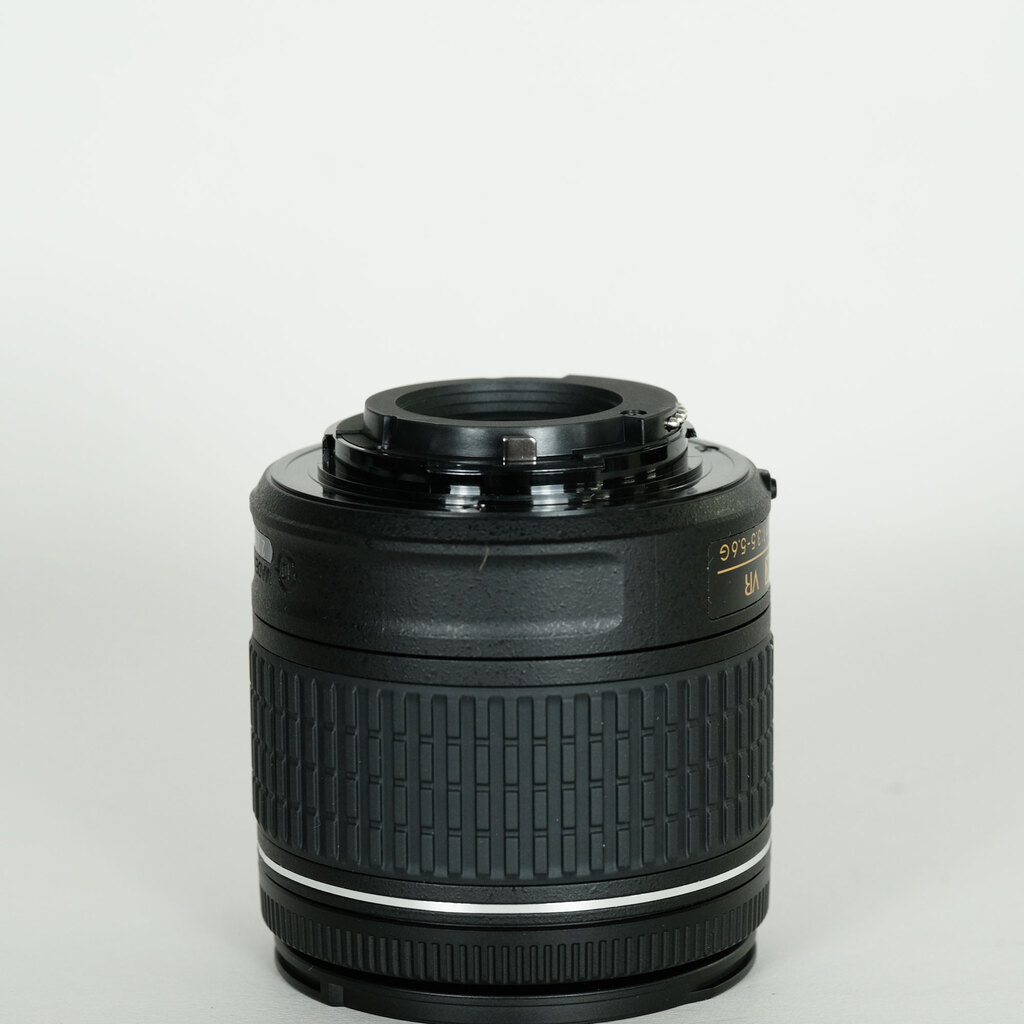 Nikon AF-P DX NIKKOR 18-55mm F3.5-5.6G VR