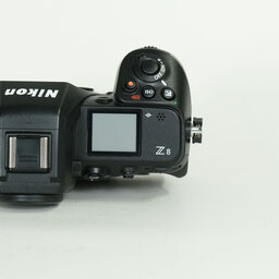 Nikon Z8