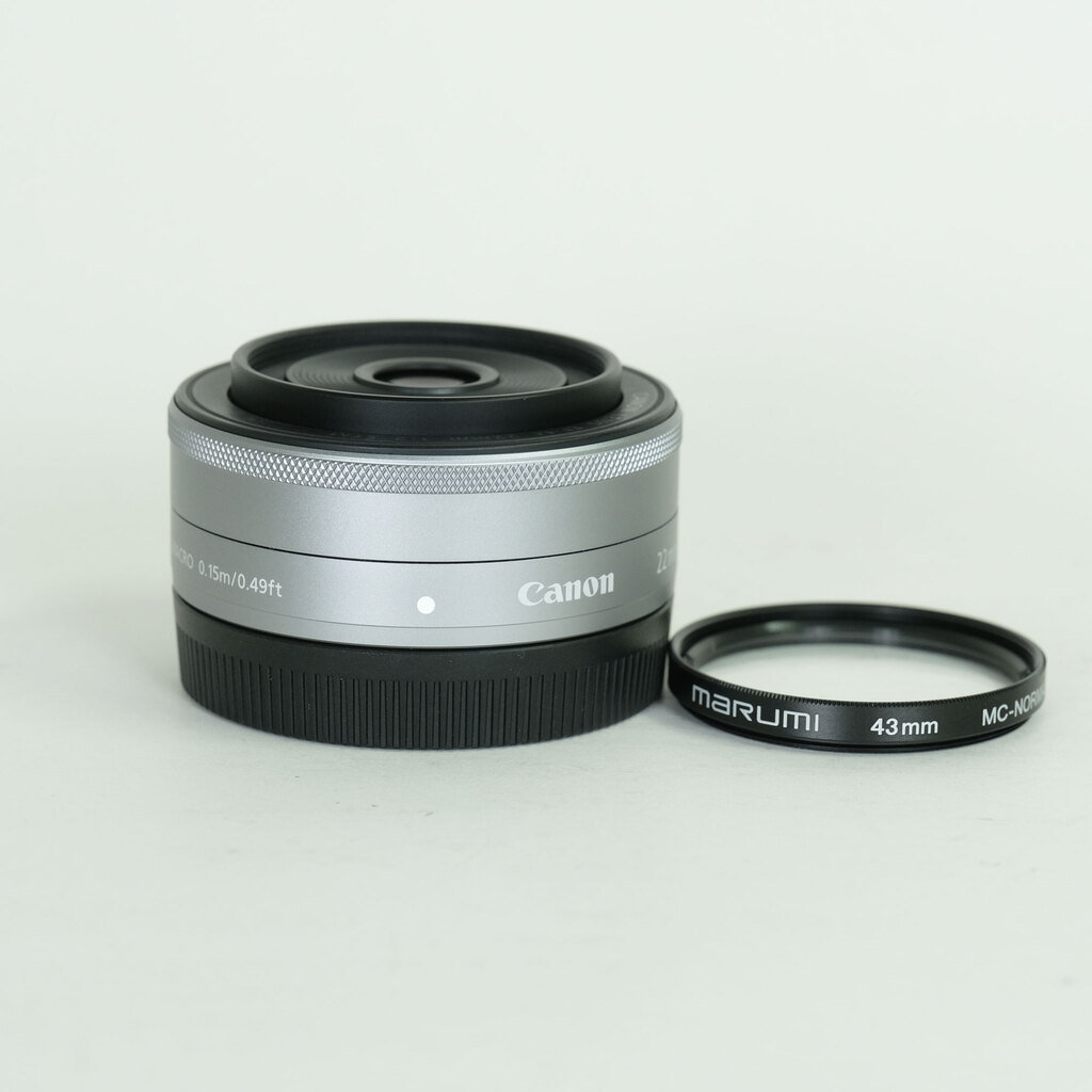 Canon EF-M22mm F2 STM