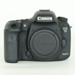 Canon EOS 7D Mark II