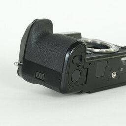 Panasonic LUMIX DC-S1 Panasonic LUMIX DC-S1