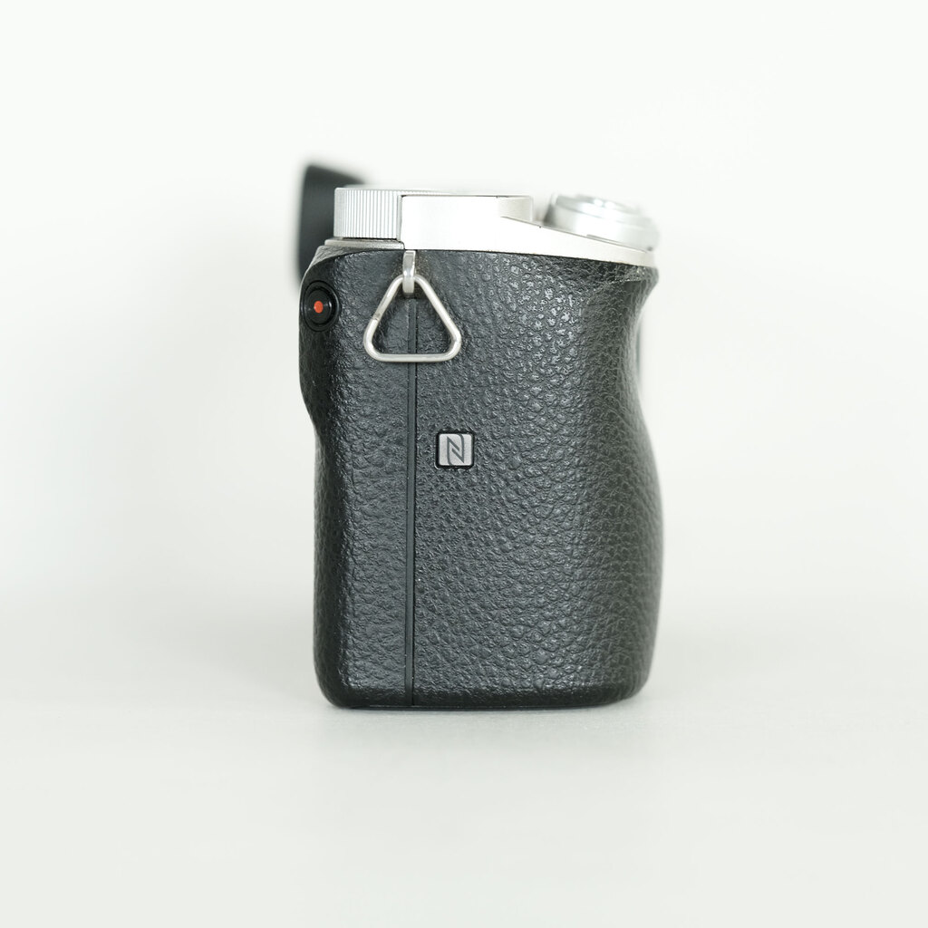 SONY α6000（ILCE-6000）