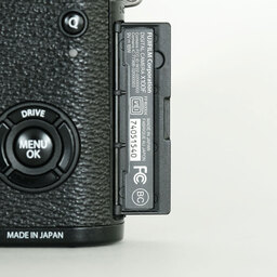 FUJIFILM X100F ブラック