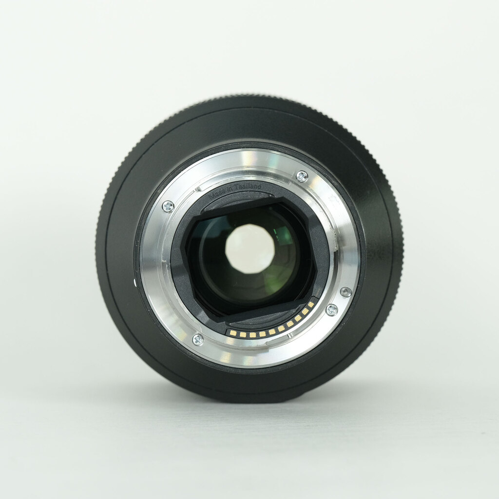 SONY FE 85mm F1.4 GM SEL85F14GMの出品 | ONE SCENE（ワンシーン）