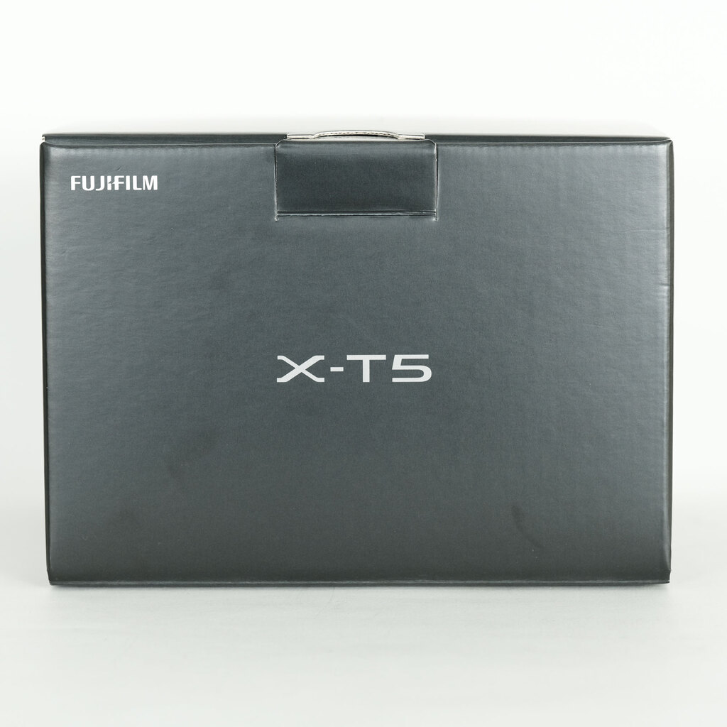 FUJIFILM X-T5 FUJIFILM X-T5