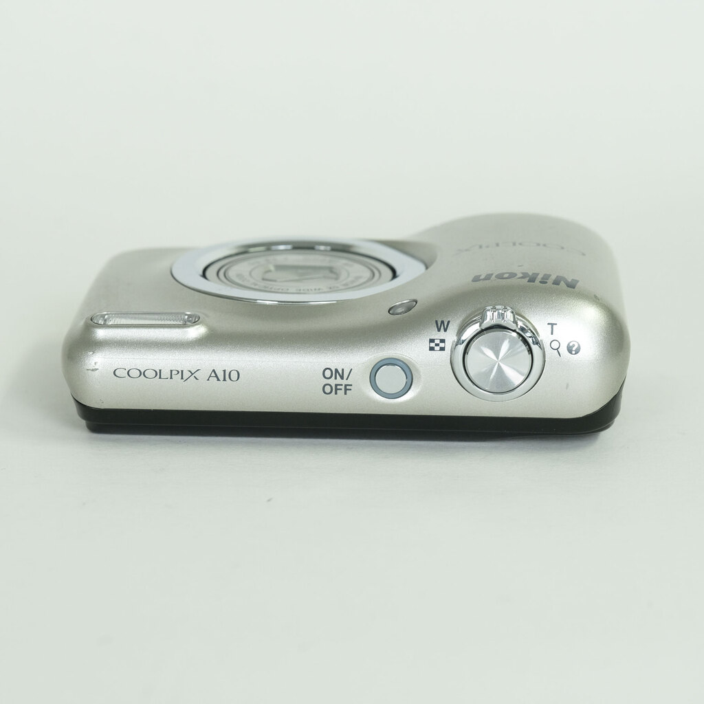 Nikon COOLPIX A10 シルバー