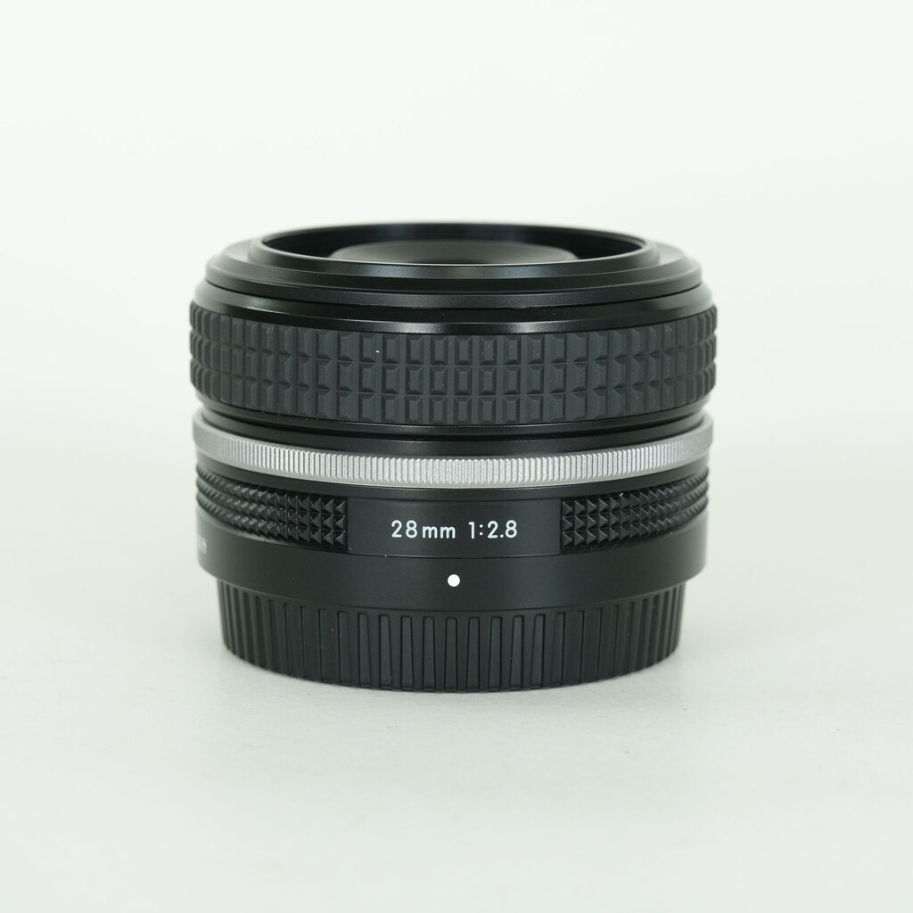 Nikon NIKKOR Z 28mm f/2.8 Nikon NIKKOR Z 28mm f/2.8