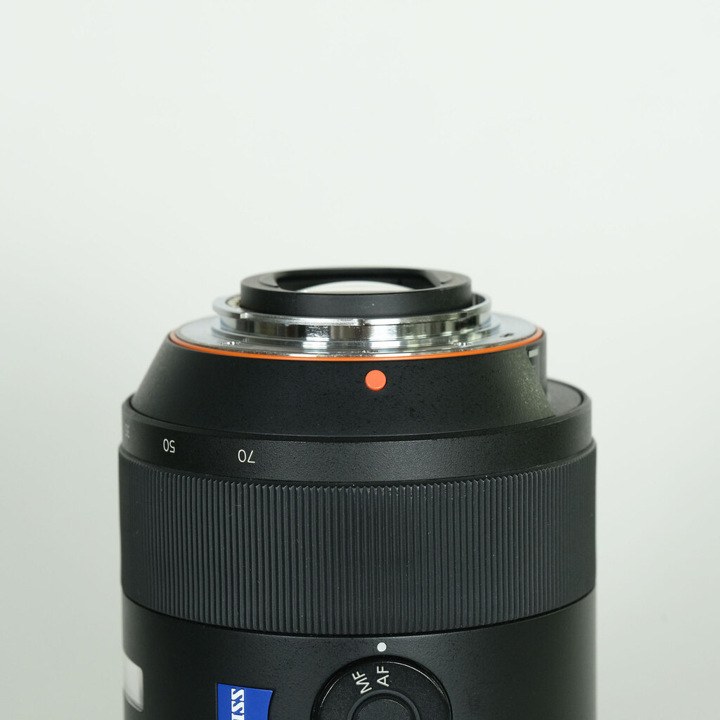 SONY Vario-Sonnar T* 24-70mm F2.8 ZA SSM SAL2470Z