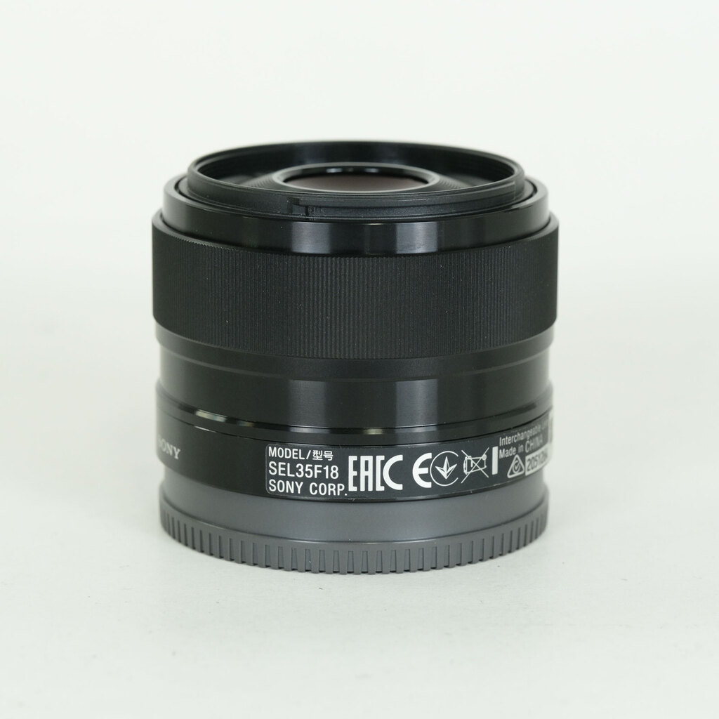 SONY E 35mm F1.8 OSS SEL35F18