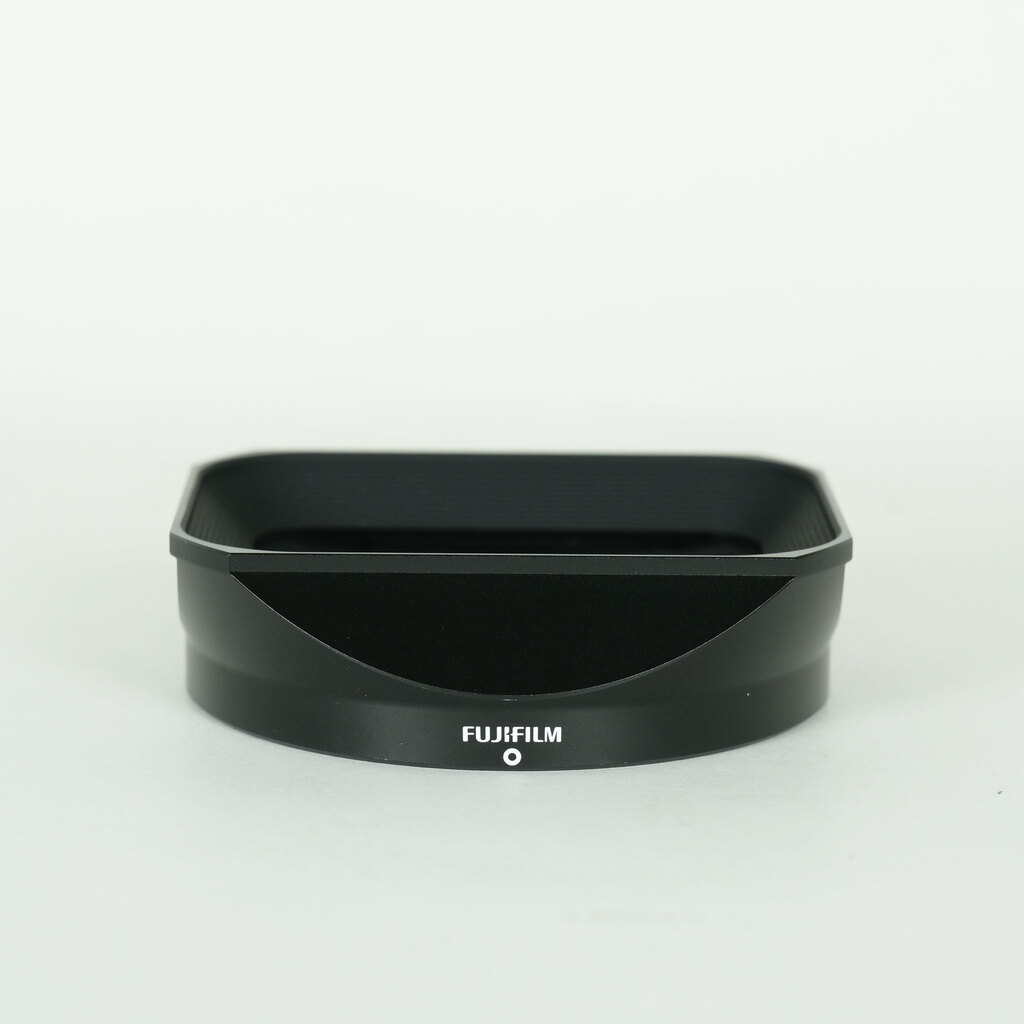 FUJIFILM XF16mmF1.4 R WRの出品 | ONE SCENE（ワンシーン）