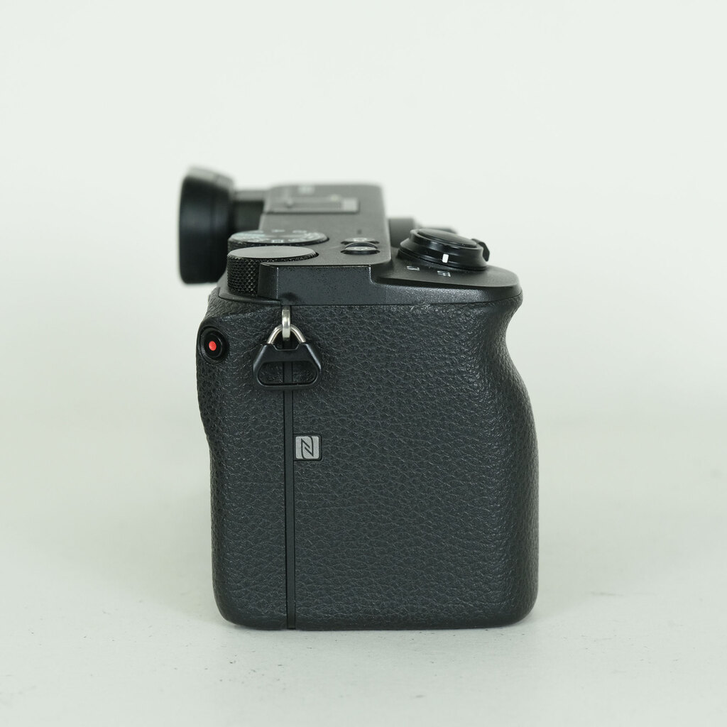 SONY α6600(ILCE-6600) SONY α6600(ILCE-6600)