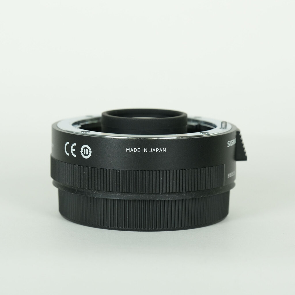 SIGMA Contemporary 150-600mm F5-6.3 DG 1.4xテレコンバーターキット
