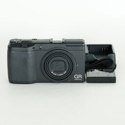 RICOH GR DIGITAL II