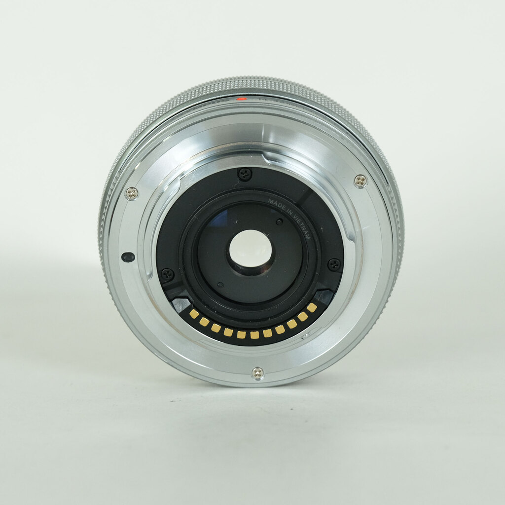 OLYMPUS M.ZUIKO DIGITAL ED 14-42mm F3.5-5.6 EZ シルバー