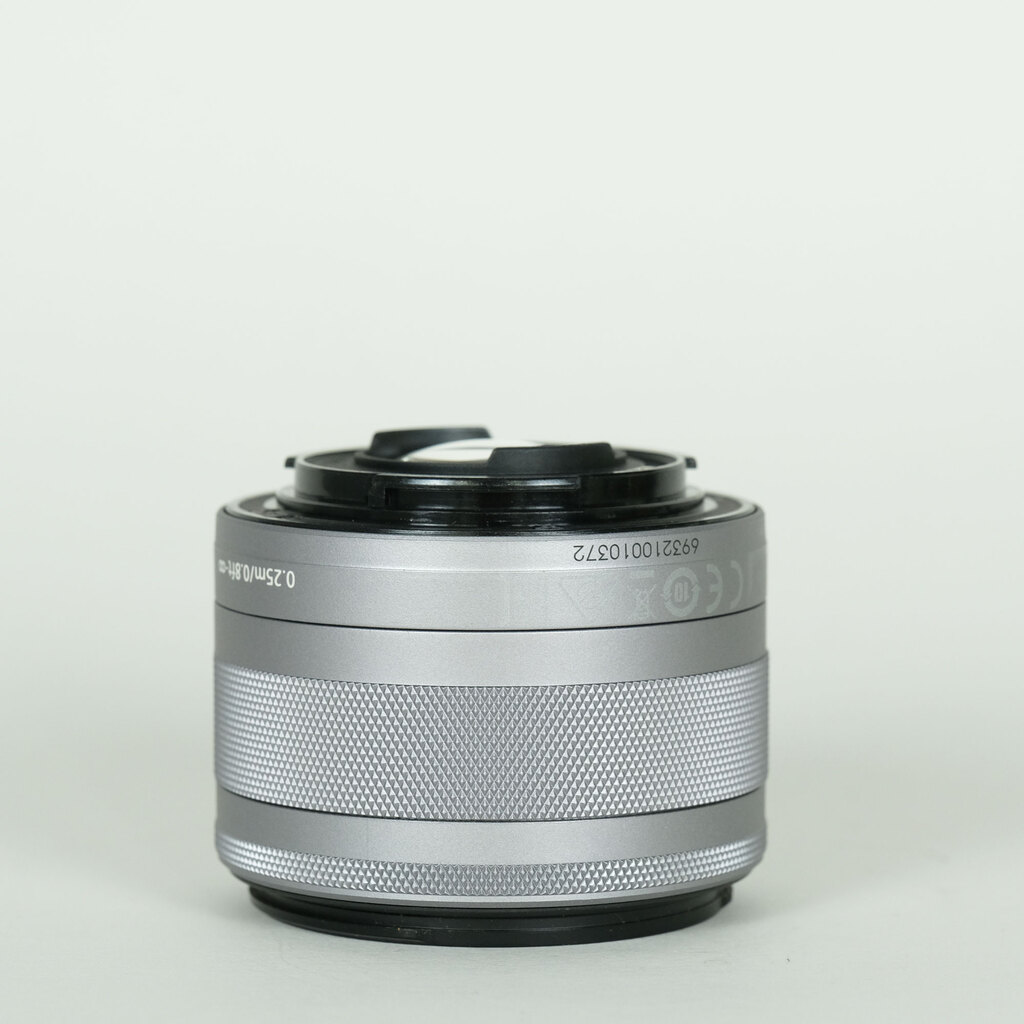 Canon EF-M15-45mm F3.5-6.3 IS STMの出品 | ONE SCENE（ワンシーン）