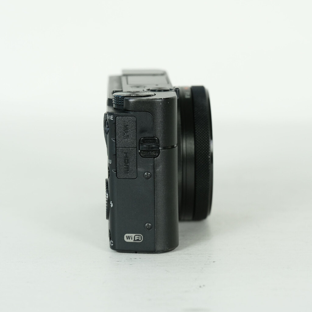 SONY Cyber-shot DSC-RX100M5Aの出品 | ONE SCENE（ワンシーン）