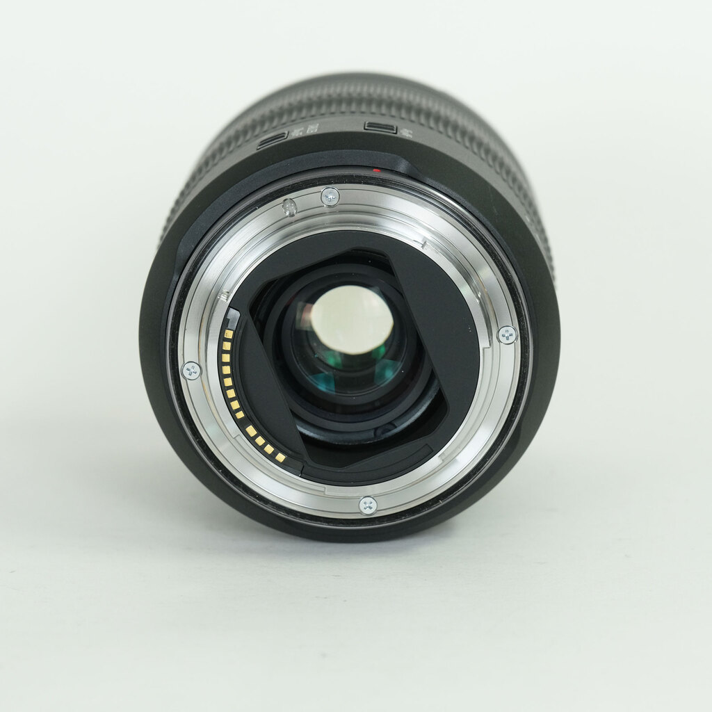 Canon RF24-105mm F4 L IS USM Canon RF24-105mm F4 L IS USM