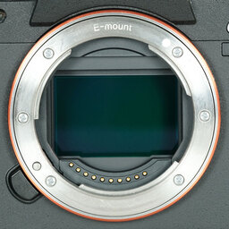 SONY α7RIV ボディ ILCE-7RM4A   【後期モデル 液晶下部にSONYロゴなし】