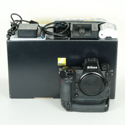 Nikon Z9 Nikon Z9