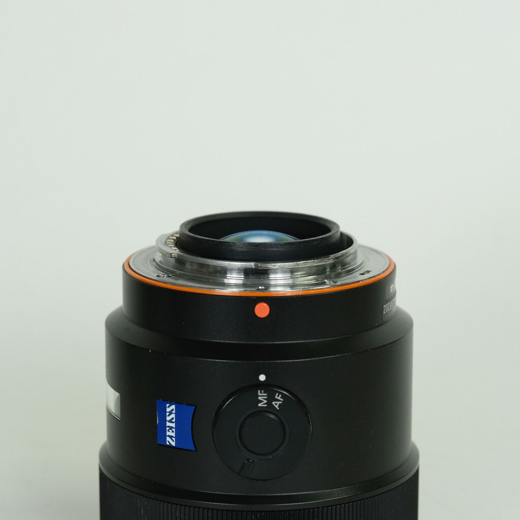 SONY Distagon T* 24mm F2 ZA SSM SAL24F20Z