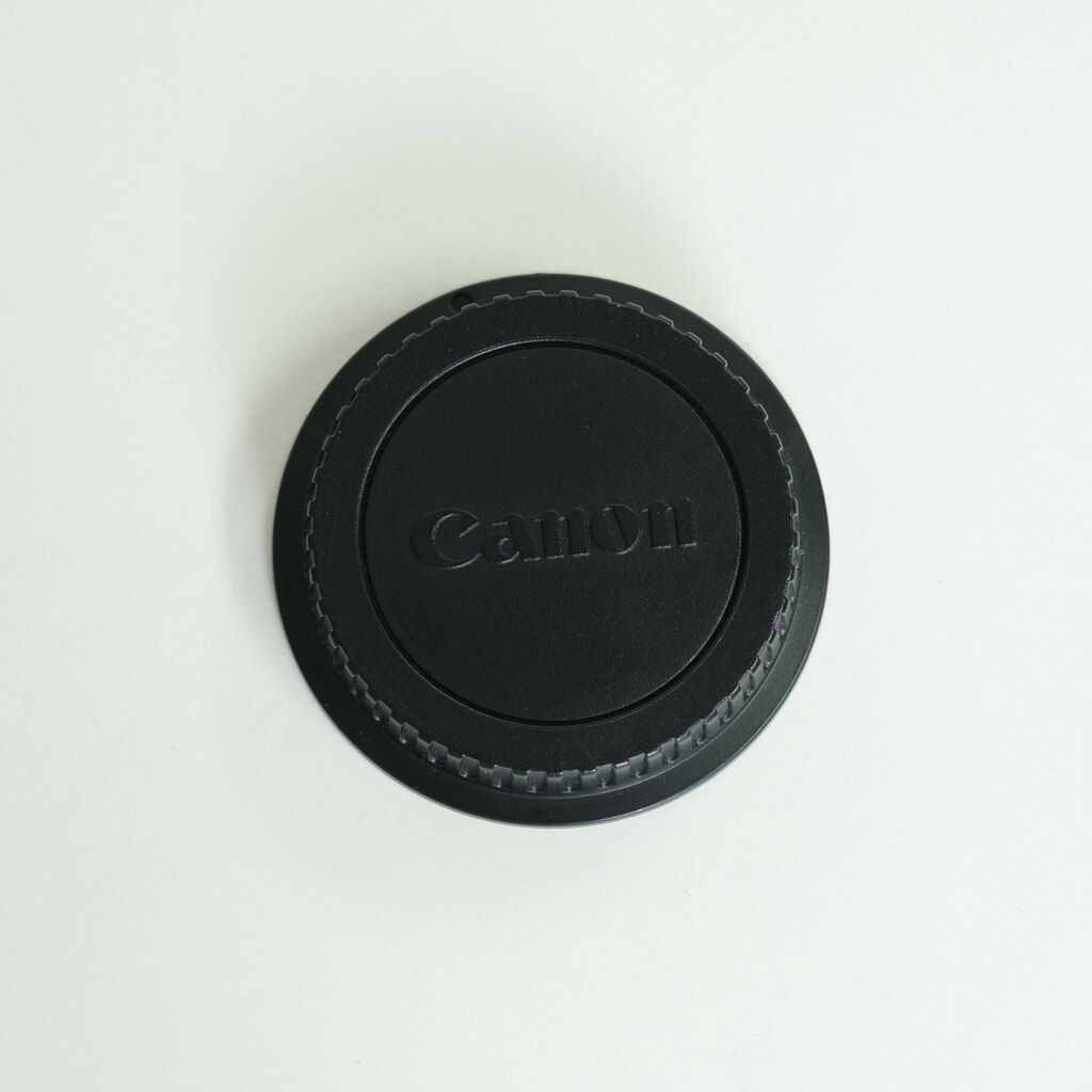 Canon EF28-135mm F3.5-5.6 IS USM