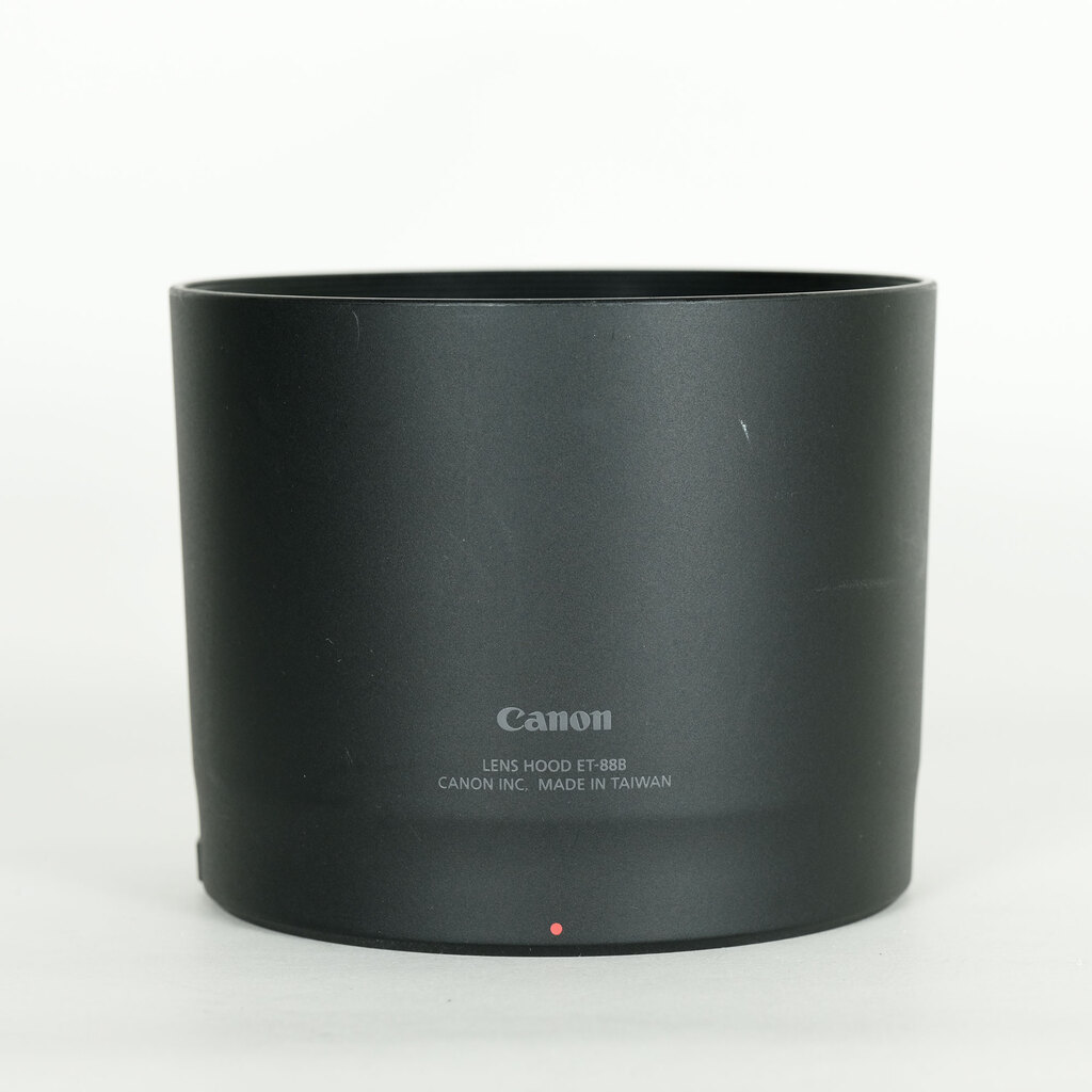 Canon RF135mm F1.8 L IS USM