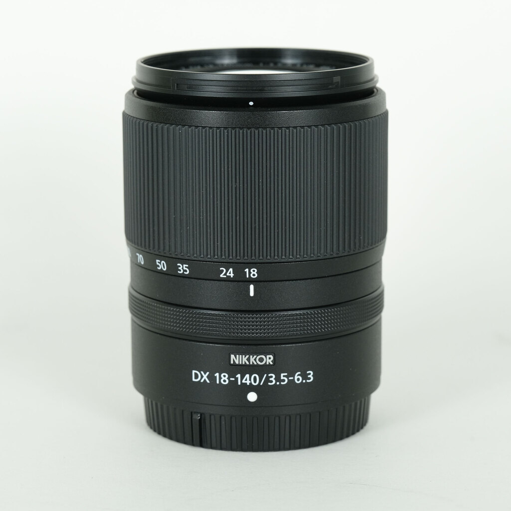 Nikon NIKKOR Z DX 18-140mm f/3.5-6.3 VR Nikon NIKKOR Z DX 18-140mm f/3.5-6.3 VR