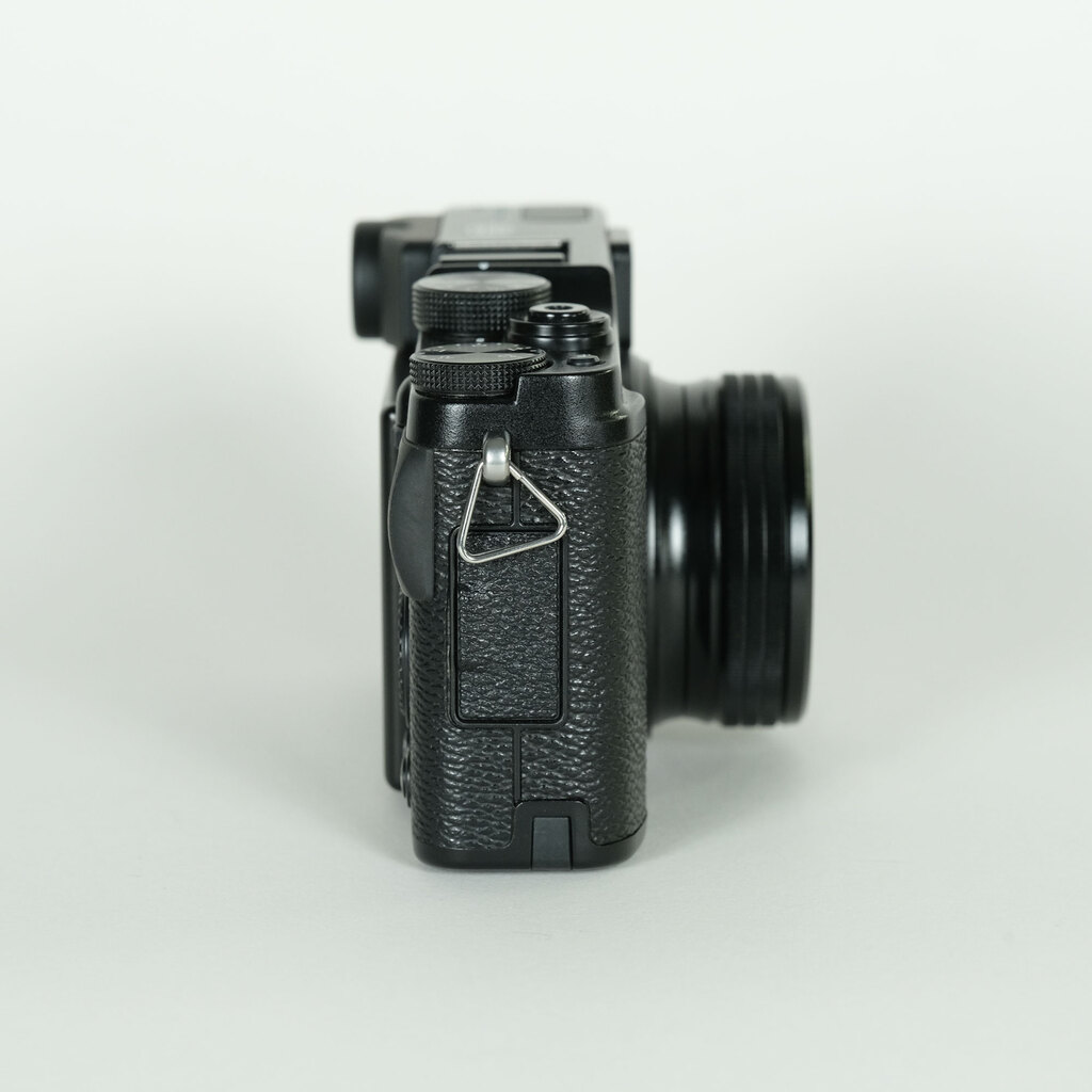FUJIFILM X10 ブラック