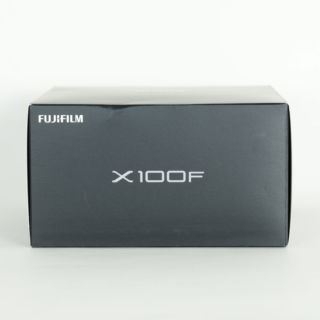 FUJIFILM X100F ブラック