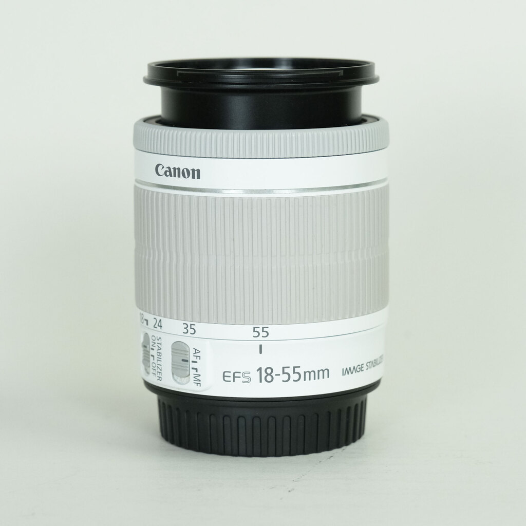 Canon EF-S18-55mm F3.5-5.6 IS STM ホワイト